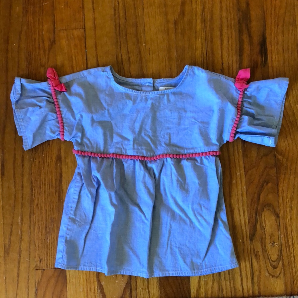 Crown and ivy top